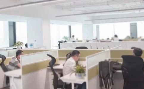 �칫����Ա���˹����ܽ᷶�Ľ���[15ƪ]