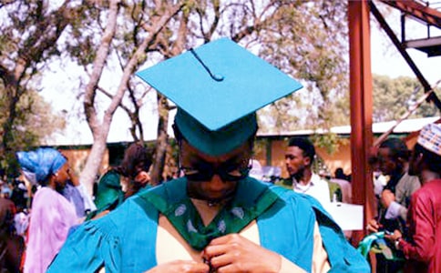 Ӧ���ҵ���ҹ����ĵ�