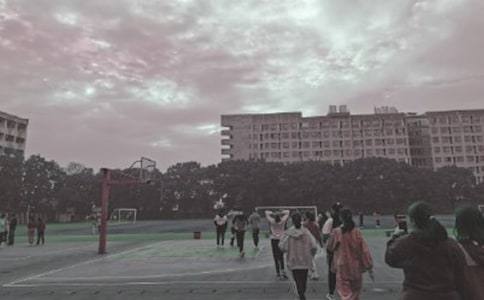 �ڲٳ��Ͻ�ѧ��ƣ���ѡ15ƪ��