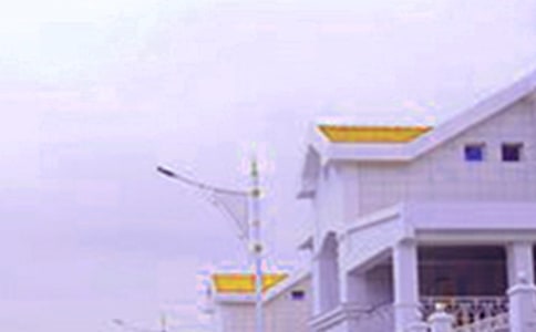 ���̰�����ɫ�ķ��ӡ���˼