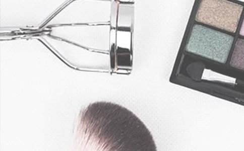 ���ڻ�ױƷʵϰ����