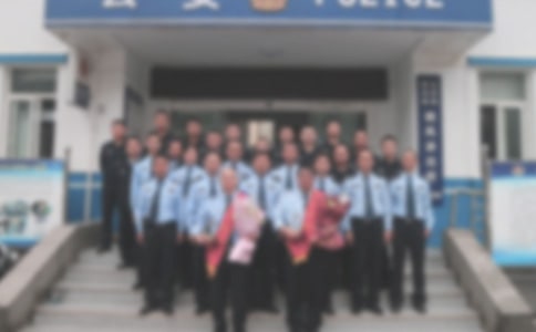 ���ͻ����뺯