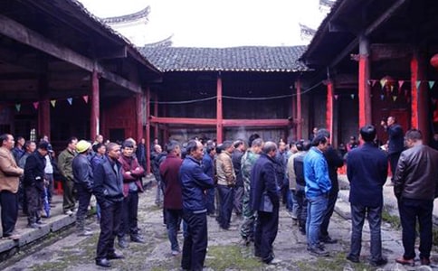 ���׼��淢�Ը巶��ͨ��