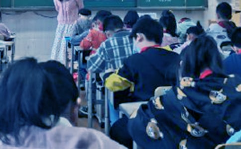 ���ֽ��л�ܽ�