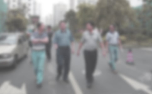 ���ڽֵ����´����ʵ������