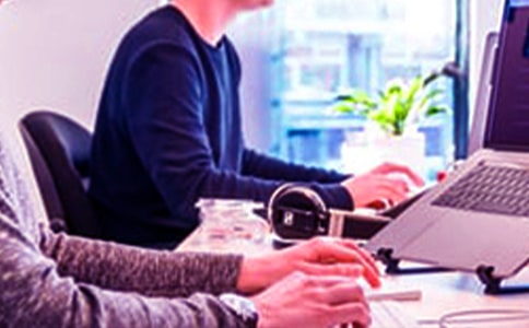 ��ҵ����ҵ�Ƽ������������ۣ���ѡ5ƪ��