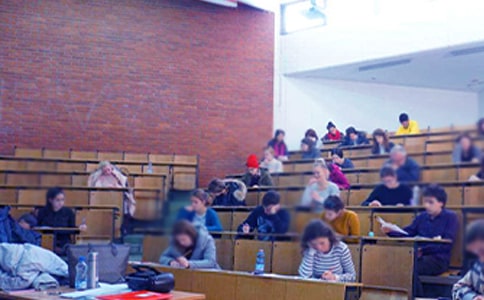 ���Գɼ����õļ����鷶��