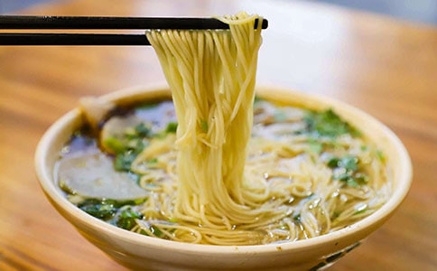 舞动的面条大班教案