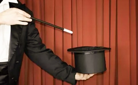 �������Ǹ�ħ��ʦ����ѧ���