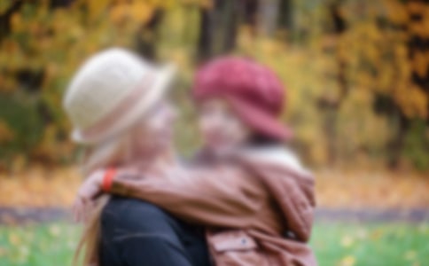 ������ĸ�ס������