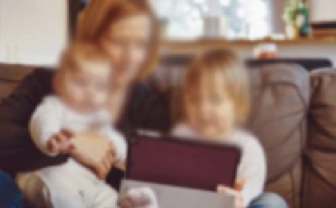 �����ҵ�ĸ�׶���� �����