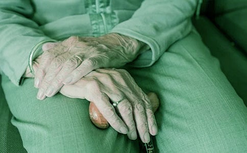 《奶奶最喜欢的铃儿》教学反思