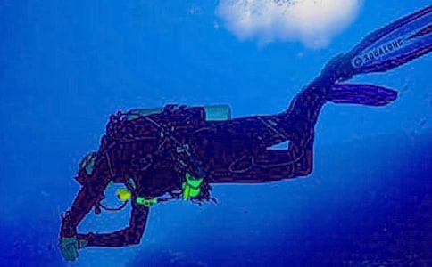 ����Ǳˮ����ͬ