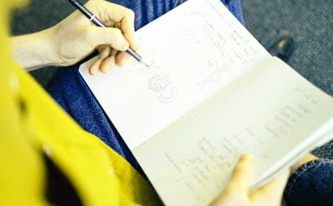 ����ˮ��ʯ����ʾ��˵�θ�