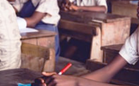 ��ͬ���ı�ҵ����