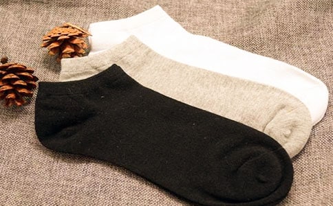 《长袜子皮皮》读后感【热门】