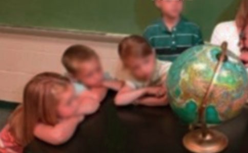 �׶�԰һ�½����ĵ�