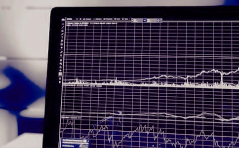 ֤ȯ��ʵϰ����