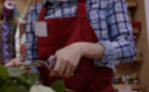 ��Ƹ����ְλ�ݽ���ʾ��